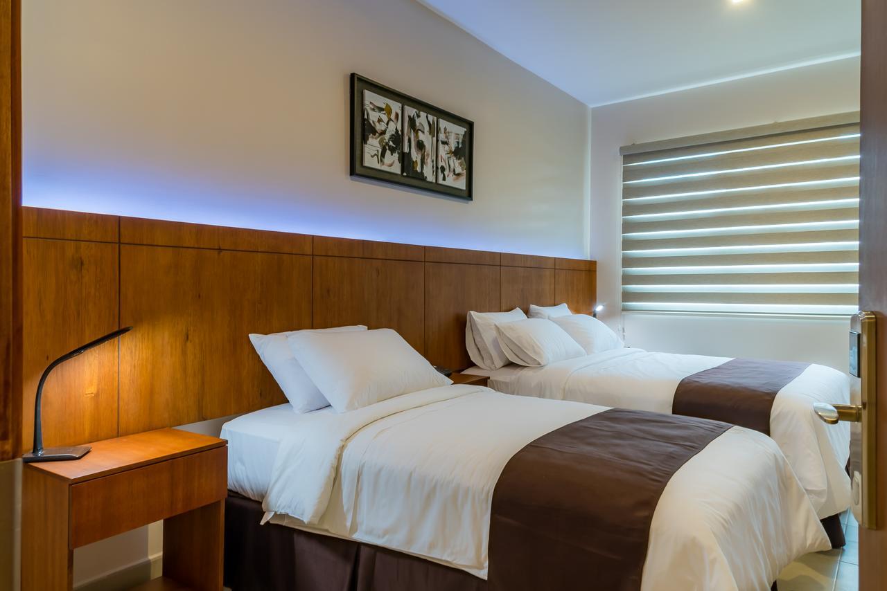 Hotel La Ría Durán Esterno foto