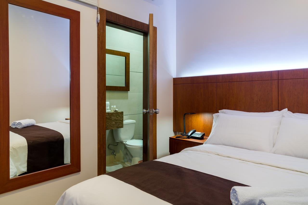 Hotel La Ría Durán Esterno foto